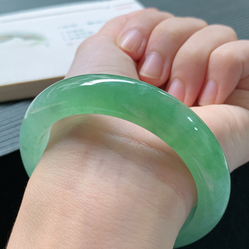 Jadeite bracelet, Burmese old  - Lighting & Home Decor Studio Photos ulasan dan harga