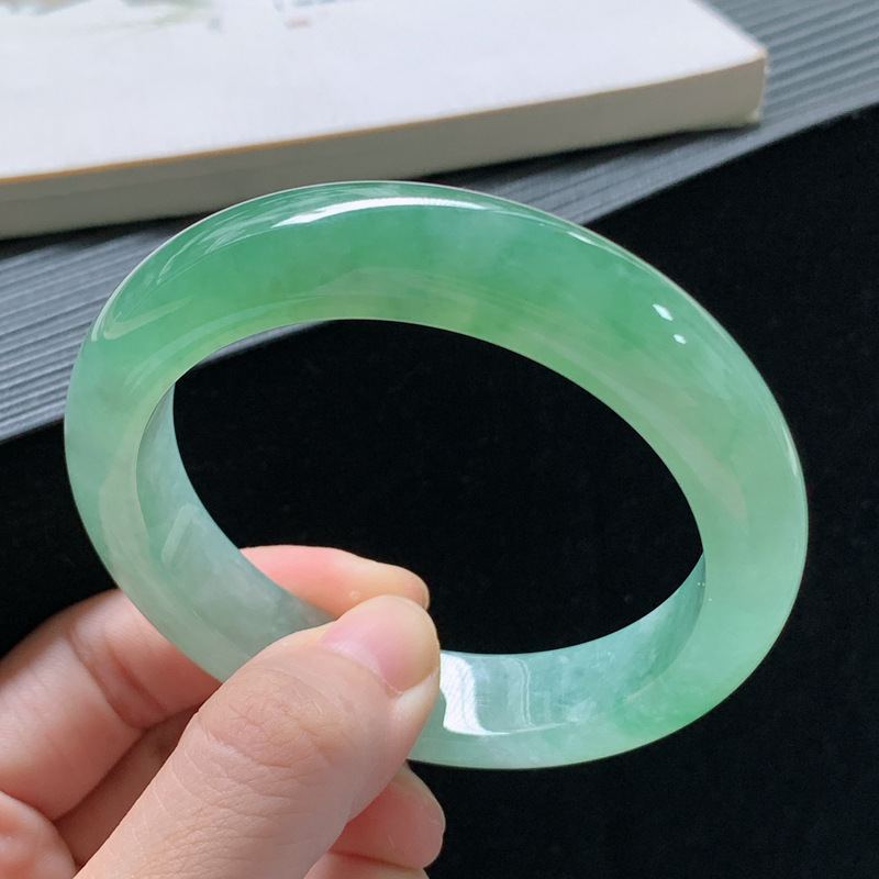Jadeite bracelet, Burmese old  - Lighting & Home Decor Studio Photos ulasan dan harga